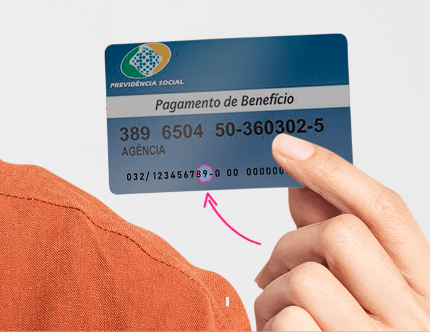 Cartão do benefício do INSS com destaque para o número final